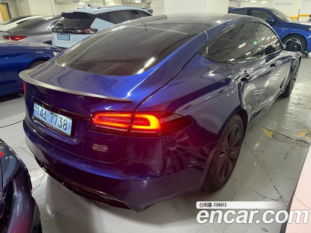 Tesla Model S Plaid — пробег 52 000 км — фото 5 из 5