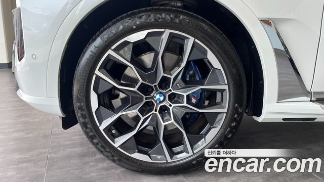 BMW X7 xDrive 40i M Sport 6STR — пробег 5 254 км — фото 5 из 5