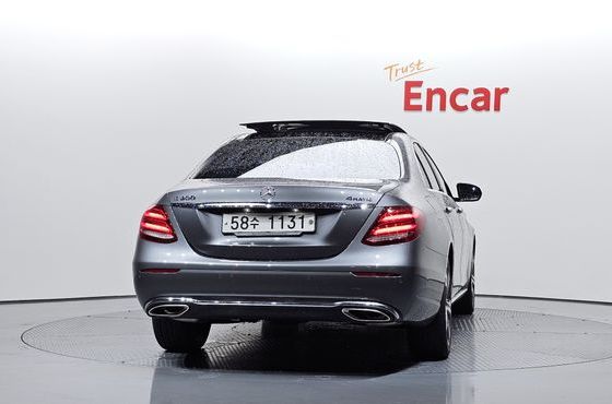 Mercedes-Benz E-Class E300 4MATIC AV Intelligent Drive — пробег 110 488 км — фото 4 из 5