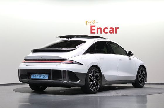 Hyundai Ioniq6 Long Range AWD Exclusive + — пробег 49 344 км — фото 2 из 5