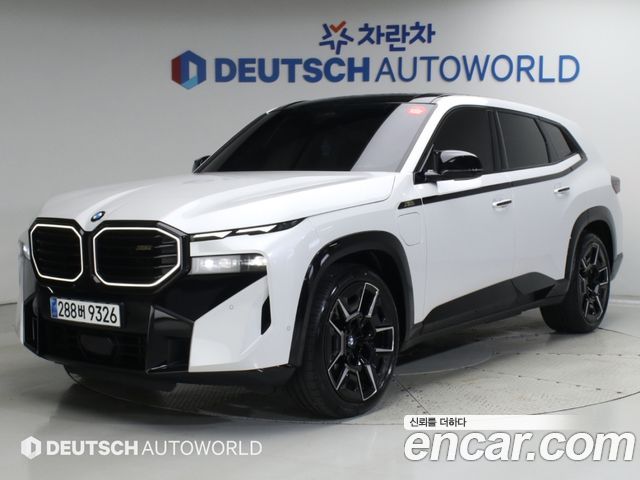 BMW XM 4.4 — пробег 31 019 км — фото 2 из 5