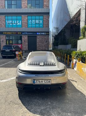 Porsche 911 Carrera 4 GTS — пробег 9 000 км — фото 4 из 5