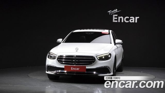 Mercedes-Benz E-Class E300e 4MATIC Exclusive — пробег 54 981 км — фото 3 из 5