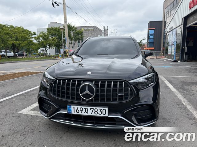 Mercedes-Benz GLC-Class AMG GLC43 4MATIC — пробег 8 700 км — фото 4 из 5