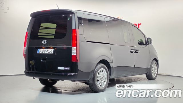Hyundai Staria из Кореи Encar