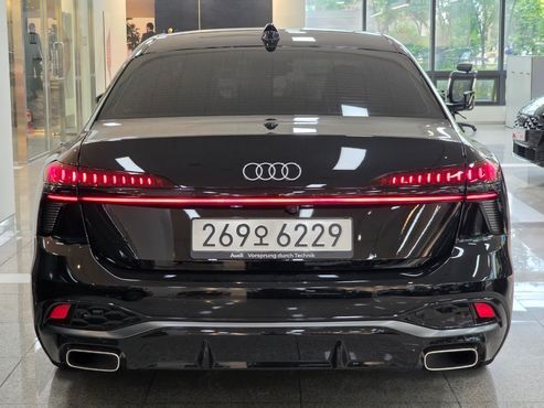 Audi A6 40 TFSI S Line — пробег 1 732 км — фото 4 из 5