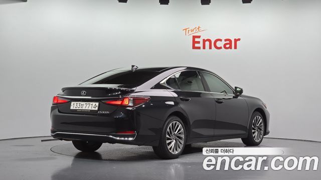Lexus ES из Кореи Encar