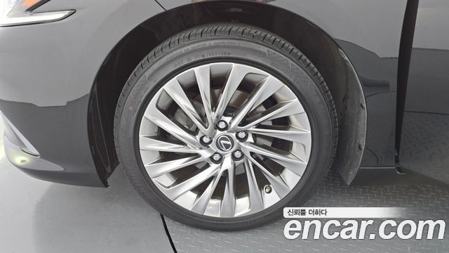 Lexus ES из Кореи Encar