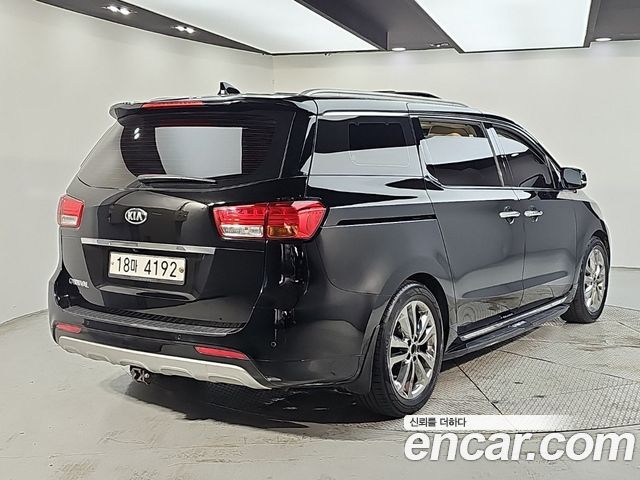 Kia Carnival из Кореи Encar
