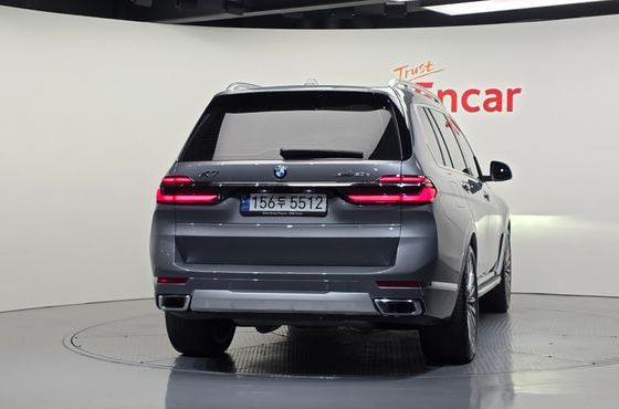 BMW X7 xDrive 40d Design Pure Excellence 7-Seater — пробег 24 743 км — фото 4 из 5
