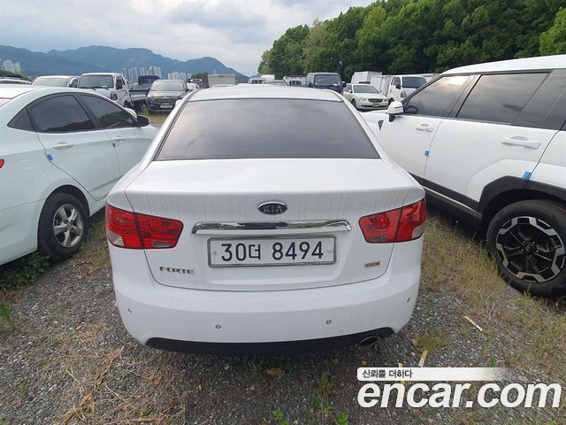 Kia Porte 1.6 GDI Luxury ECO Plus — пробег 246 742 км — фото 4 из 5