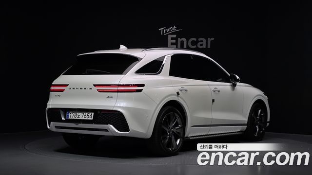 Genesis GV70 из Кореи Encar