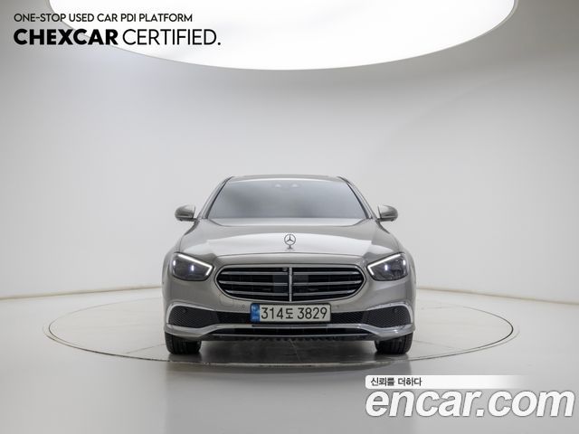 Mercedes-Benz E-Class E300e 4MATIC Exclusive — пробег 52 160 км — фото 4 из 5
