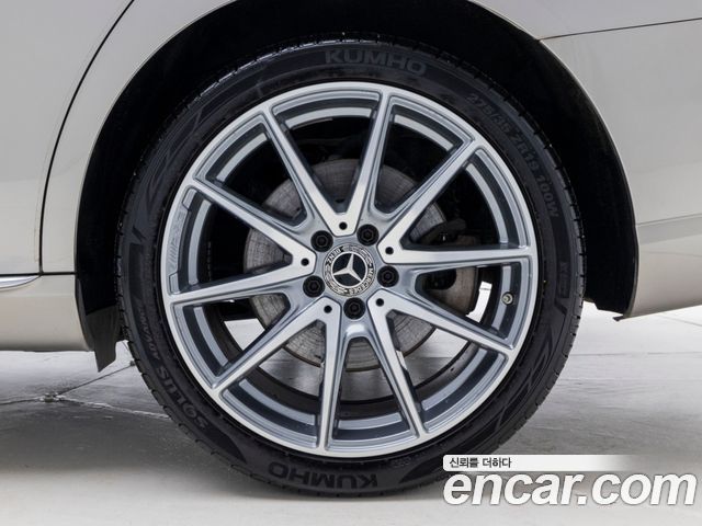 Mercedes-Benz E-Class E300e 4MATIC Exclusive — пробег 52 160 км — фото 5 из 5