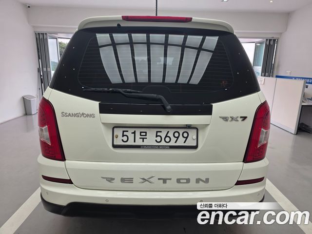 Ssangyong Rexton из Кореи Encar