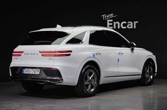 Genesis GV70 2.5T Gasoline AWD — пробег 4 562 км — фото 2 из 5