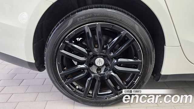 Maserati Ghibli из Кореи Encar