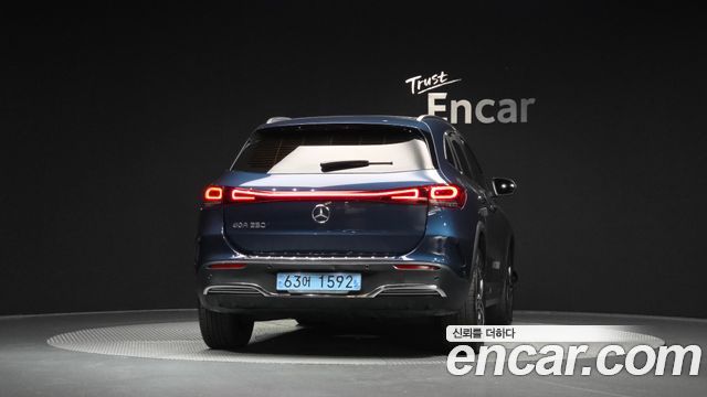 Mercedes-Benz EQA EQA250 AMG Package Plus — пробег 44 260 км — фото 4 из 5