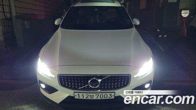 Volvo V60 из Кореи Encar