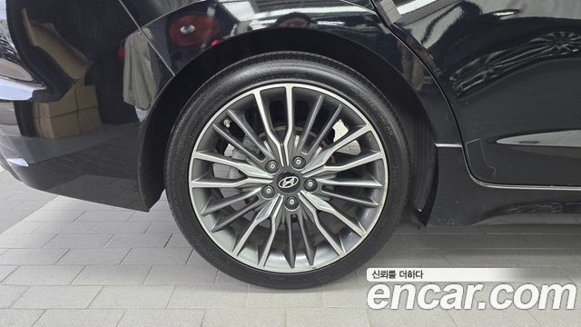 Hyundai AVANTE 1.6 Turbo Sport — пробег 84 200 км — фото 5 из 5