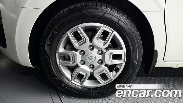 Hyundai Staria из Кореи Encar