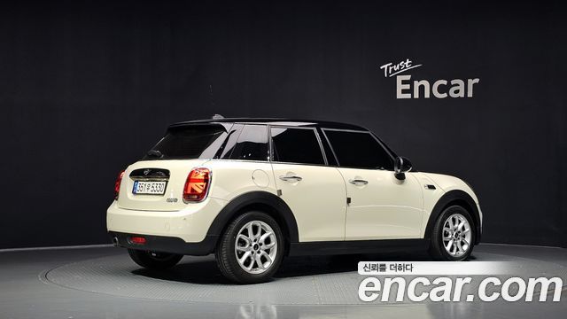 Mini Cooper из Кореи Encar