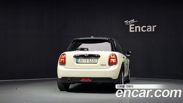 Mini Cooper из Кореи Encar