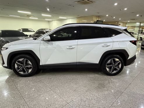 Hyundai Tucson Diesel 2.0 4WD Premium — пробег 32 011 км — фото 3 из 5