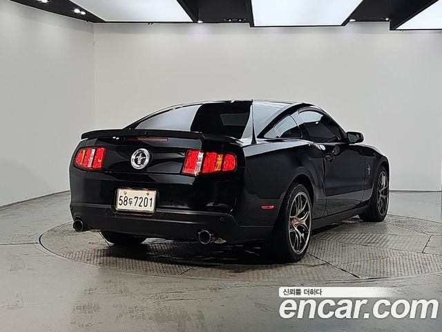 Ford Mustang Coupe — пробег 108 352 км — фото 4 из 5
