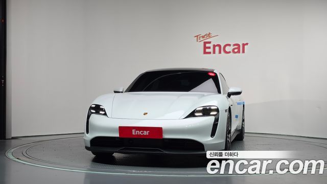 Porsche Taycan Base — пробег 17 809 км — фото 3 из 5