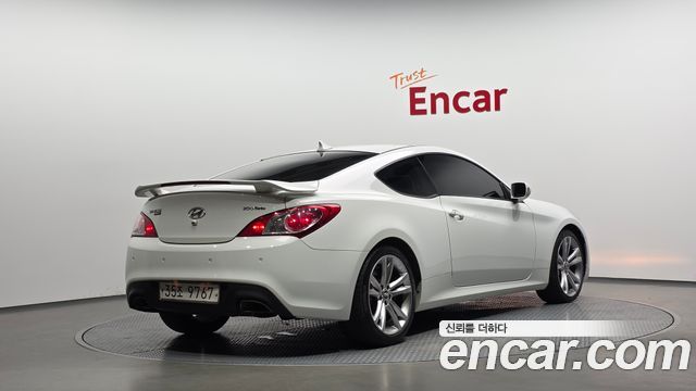 Hyundai Genesis из Кореи Encar