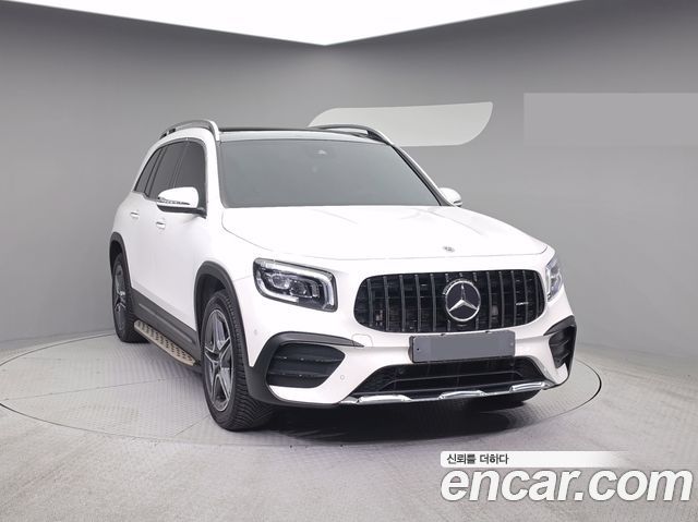 Mercedes-Benz GLB-Class GLB250 4MATIC — пробег 75 856 км — фото 2 из 5