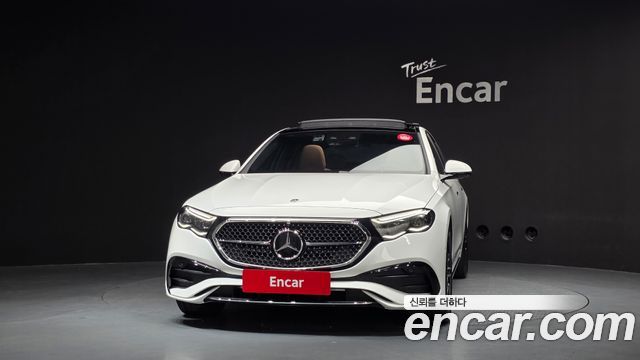 Mercedes-Benz E-Class E300 4MATIC AMG Line — пробег 1 795 км — фото 3 из 5