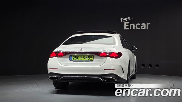 Mercedes-Benz E-Class E300 4MATIC AMG Line — пробег 1 795 км — фото 4 из 5