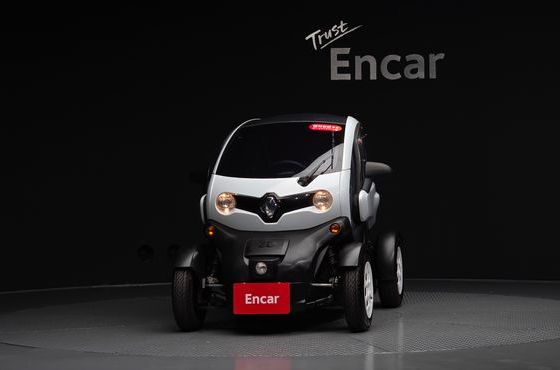 Renault (Samsung) Twizy Life(2-Seater) — пробег 29 475 км — фото 3 из 5