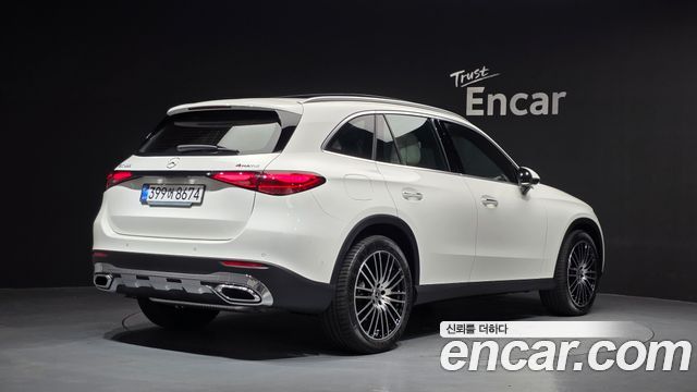 Mercedes-Benz GLC-Class GLC 300 4MATIC Avantgarde — пробег 1 150 км — фото 2 из 5