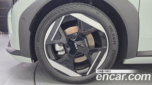 Kia EV4 из Кореи Encar