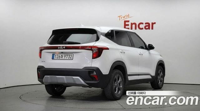 Kia Seltos из Кореи Encar