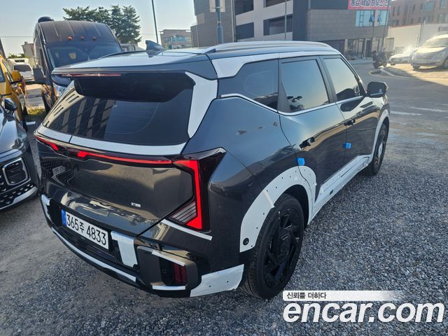 Kia Seltos HEV 1.6 2WD Signature X Line — пробег 80 км — фото 4 из 5
