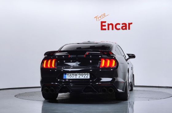 Ford Mustang GT Coupe — пробег 133 318 км — фото 4 из 5