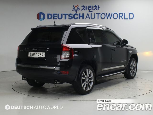 Jeep Compass 2.4 Limited 1st — пробег 73 200 км — фото 3 из 5