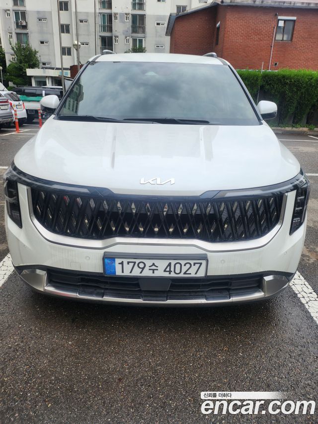 Kia Carnival Diesel 7-Seater Noblesse — пробег 46 000 км — фото 1 из 5