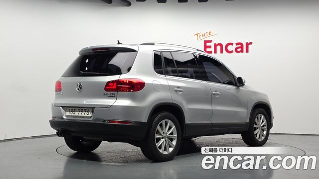 Volkswagen Tiguan 2.0 TDI Comfort 5N — пробег 80 550 км — фото 2 из 5