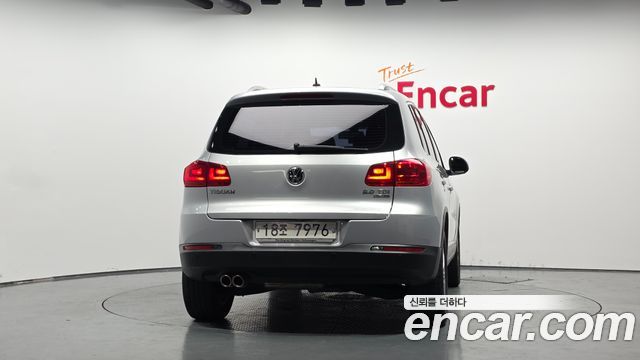 Volkswagen Tiguan 2.0 TDI Comfort 5N — пробег 80 550 км — фото 4 из 5