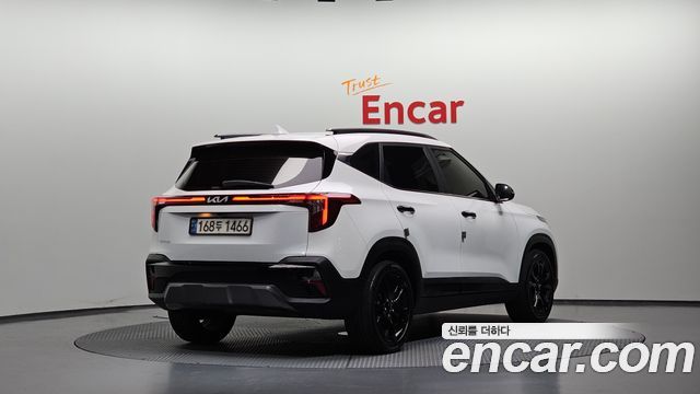 Kia Seltos из Кореи Encar