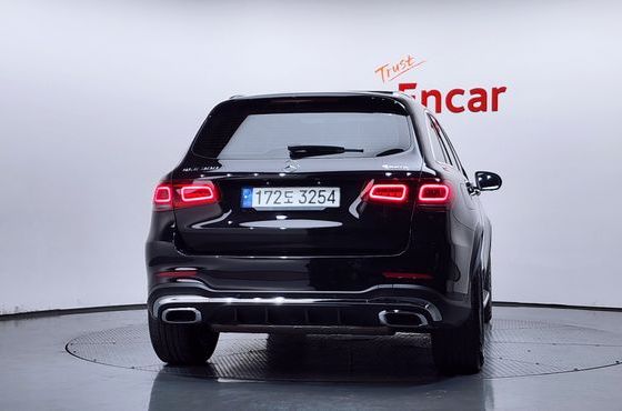 Mercedes-Benz GLC-Class GLC300 4MATIC — пробег 82 814 км — фото 4 из 5