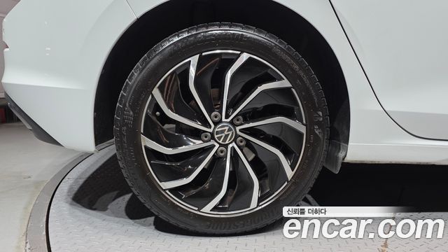 Volkswagen Golf из Кореи Encar