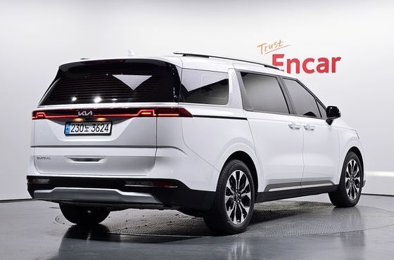 Kia Carnival Gasoline 9-Seater Prestige — пробег 48 079 км — фото 2 из 5