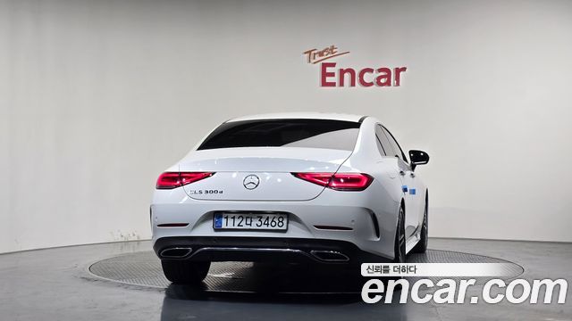Mercedes-Benz CLS-Class CLS300d AMG Line — пробег 89 567 км — фото 4 из 5