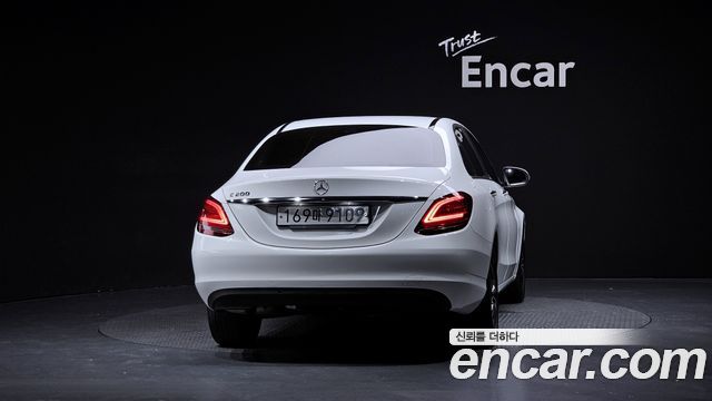 Mercedes-Benz C-Class из Кореи Encar